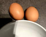 Foto del paso 2 de la receta: Tortilla francesa 🥚🥚 de espinacas 🥬, pavo 🦃 y aguacate 🥑