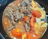 A picture of step 5 of Beef and Eggs in Tomato Sauce.