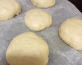 Foto del paso 3 de la receta: Pan de hamburguesa con masa madre.(A mi manera)