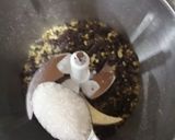 A picture of step 3 of Chocolate walnut cigar.