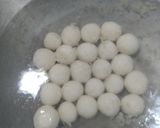 Foto langkah ke 2 dari resep Cilok kuah pedas.