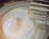Foto langkah ke 3 dari resep Bolu Marmer Kukus.