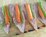 รูปขั้นตอนการทำที่ 2 ของ Chicken roll hot spring salad