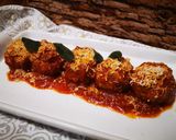 Foto del passaggio 5 della ricetta Polpette alla Norma