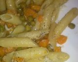 Foto del passaggio 6 della ricetta Penne carote e piselli