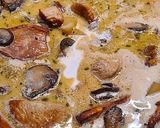Tejszínes pulykamell gombával, burgonyával glutén- és laktózmentesen recept fázis 4 fotója