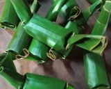 Foto langkah ke 11 dari resep Lemper bakar Ayam Opor.