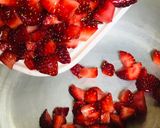 A picture of step 1 of Homemade strawberry jam.