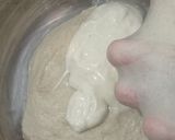 Foto langkah ke 2 dari resep Moringa Wijen Jinten Hitam Chili Flakes Cheese Sourdough Bread (Open Bake Method).
