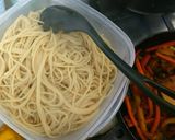 Foto del paso 2 de la receta: Fideos con verduras salteadas (espíritu oriental)