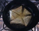 A picture of step 4 of Beef Samosa.