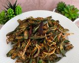 A picture of step 4 of Crispy bhindi fry.