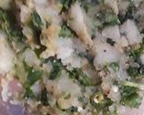A picture of step 2 of Methi aalu paratha.