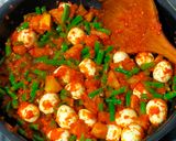 Foto langkah ke 3 dari resep Balado Telur Puyuh Kentang Kacang Panjang.