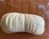 A picture of step 4 of Sweet Bread with Cheese Filling.