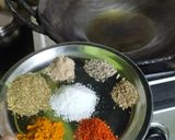 अरबी (घुईया) की सूखी मसालेदार सब्जी रेसिपी चरण 2 फोटो