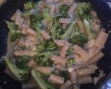 Foto del paso 6 de la receta: Pollo con avena y macarrones con brócoli 🥦