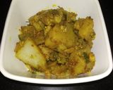 A picture of step 3 of Gobhi aloo.