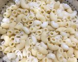 A picture of step 1 of Vegetable Macaroni.