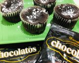 Foto langkah ke 3 dari resep Chocolatos Lava Cake.