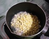 Foto langkah ke 3 dari resep MPASI Jagung Ayam Jamur (Menu lengkap karbo+prohe+prona+lemak).