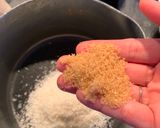 A picture of step 2 of Grilled sweet corn with coconut crumbs.