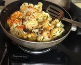 A picture of step 5 of Kashmiri: Wazwan Cauliflower Yakhni.