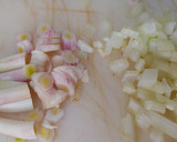 Foto del paso 1 de la receta: Solomillo con ajos tiernos, apio en salsa reducida
