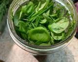 Green herb sauce