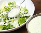 Joghurtos salátaöntet recept fázis 4 fotója