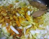 Lau Chingri or Bottle Gourd with Shrimps recipe step 2 photo