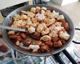 A picture of step 3 of Pork Rib and Cauliflower Paella.