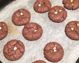 A picture of step 6 of White Chocolate Chip Cookies.