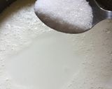 صورة لخطوة 3 من وصفة كريم كراميل بالبسكويت
