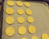 Foto del paso 3 de la receta: Alfajores de semillas de amapola con Nutella y chocolate blanco y negro