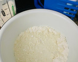 Foto del paso 2 de la receta: TORTA SALADA DE CEBOLLAS Y QUESOS 🧅🧀🥚🍶🧅🧀🥚🍶