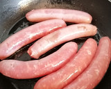 Foto del paso 3 de la receta: Salchichas frescas al curry