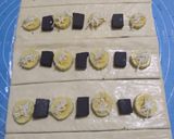 Foto langkah ke 2 dari resep Banana Pastry.