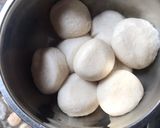 A picture of step 2 of Tuwon Shinkafa.
