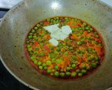आलु मटार भाजी (aloo matar bhaji recipe in marathi) रेसिपी स्टेप 7 फोटो 