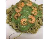 Foto del paso 7 de la receta: Tagliatelle con langostinos y salsa verde