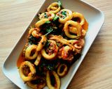 Foto langkah ke 5 dari resep Cumi Pedas Kemangi.
