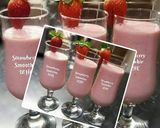 A picture of step 1 of 🍓🥤🍌Strawberry Smoothie🍌🥤🍓.