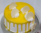 A picture of step 11 of Pineapple cake.