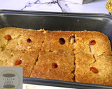 A picture of step 4 of Basbousa.