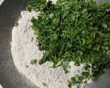 A picture of step 1 of Methi Aloo Paratha.