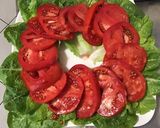 Une image de l'étape 4 de Salade de romaine aux betteraves rouges, tomates, frisée rouge et feta.