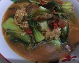 Foto langkah ke 8 dari resep Cah Pakcoy dan Jamur Enoki dengan Tauco.