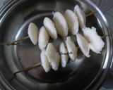 A picture of step 6 of Coconut Kadhi Idli.