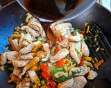 A picture of step 12 of Chicken Lo Mein C&G.
